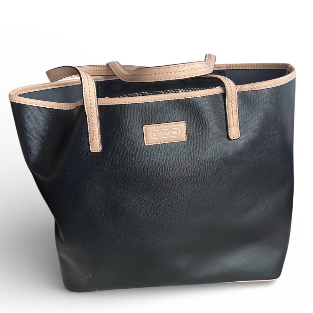 Coach Park Metro Leather Tote – Black & Tan, Large, F24341